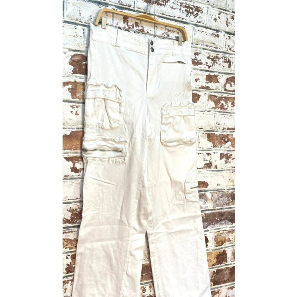 Free People Movement Elevate Wide Leg Cargo Style White Cotton & Lyocell Pants - Picture 3 of 12